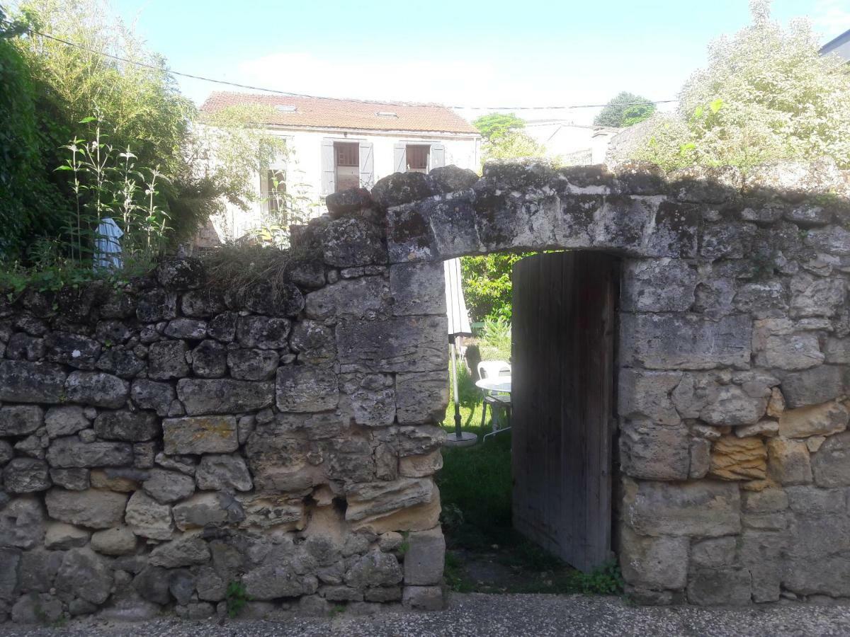 Les Logis Des Vignobles Saint Emilion En Duplex N 2 Avec Terrasse Apartment Exterior foto