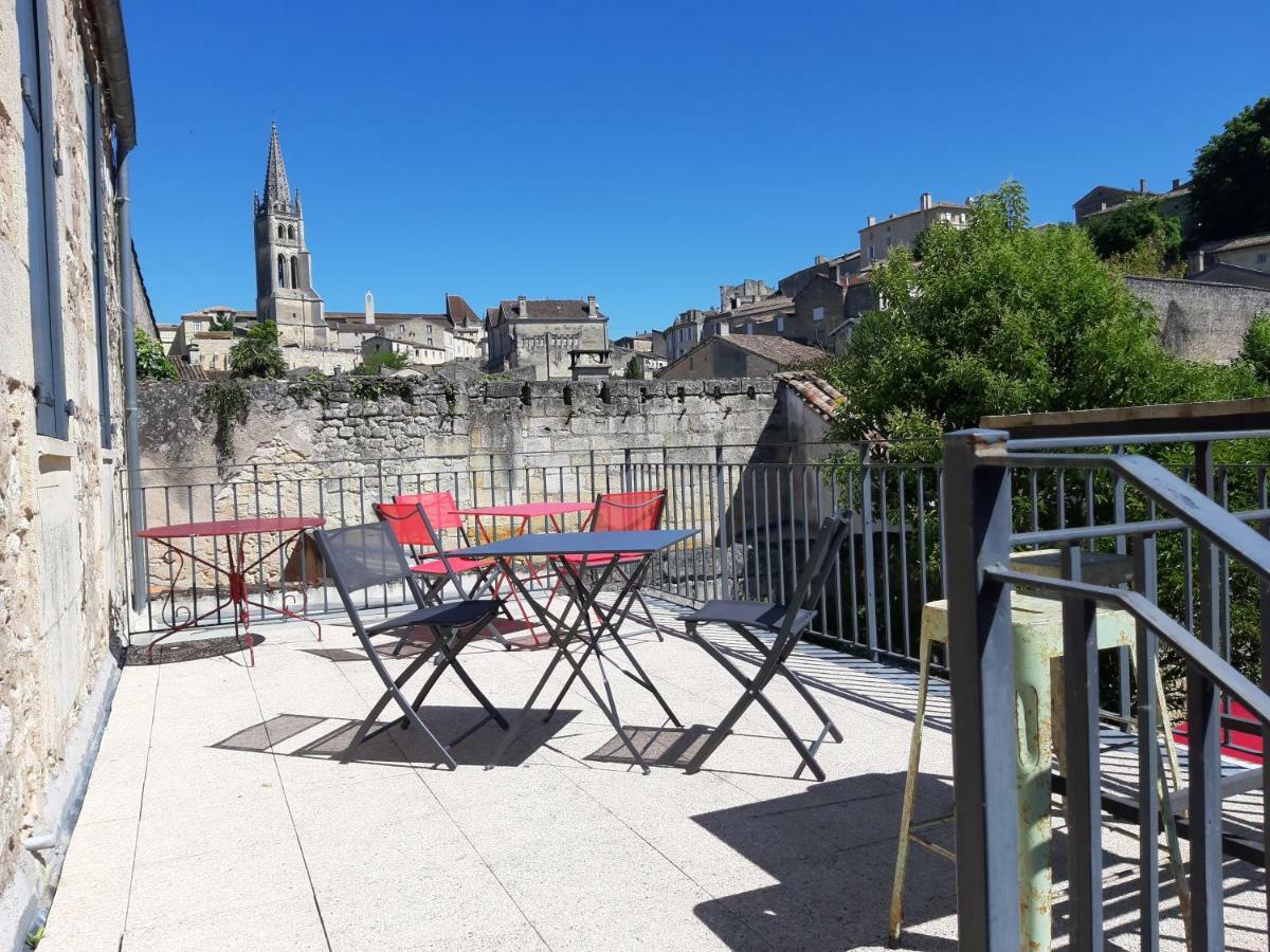 Les Logis Des Vignobles Saint Emilion En Duplex N 2 Avec Terrasse Apartment Exterior foto